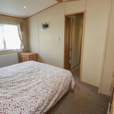 Caravansleeps6-freeparking-quietretreat-nature