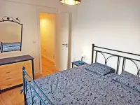 Light-Flooded Loft in Santa Cruz