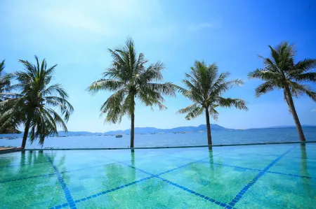 Que Toi Village Resort Phu Yen Отели в г. Шонгкау