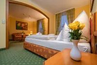DEVA Parkhotel Traunstein Hotels in der Nähe von TRAUNPASSAGE