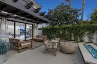 Curson Modern