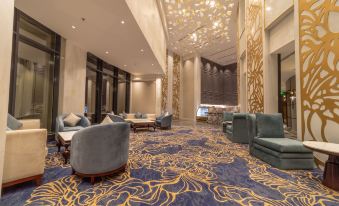 FIVE SEASONS HOTEL