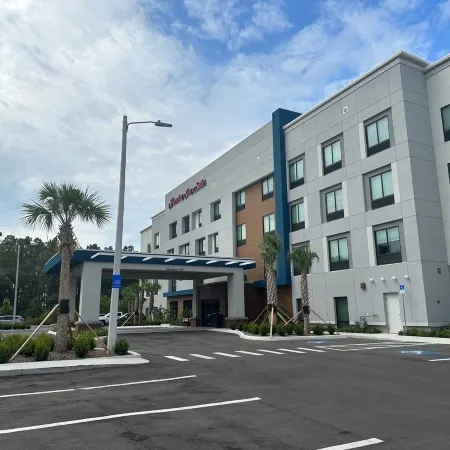 Hampton Inn & Suites by Hilton Ruskin I-75