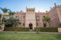 Riad Tonaroz - Homestays