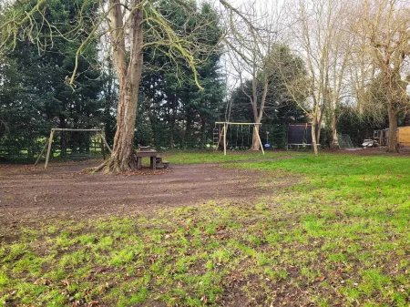 Rustic Retreat in Retford Отели в г. Хейтон