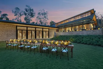 Zana - A Luxury Escape, Jim Corbett فنادق في Garjia