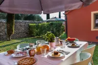 Tenuta Guinigi Antico Borgo di Matraia - Exclusive Holidays Apartments & Pool - Evcil Hayvan Kabul Edilen Alan