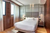 هوتل مايبالاس ليون فنادق في 