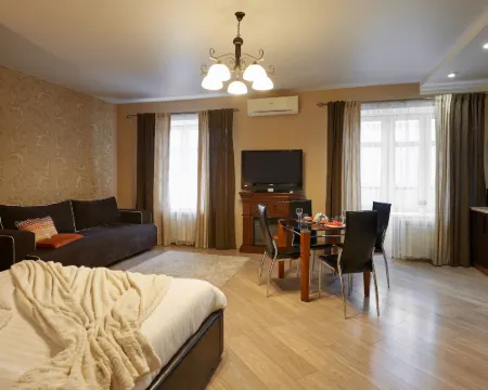 PaulMarie Apartments on Prs. Lenina Hotels in Gomel