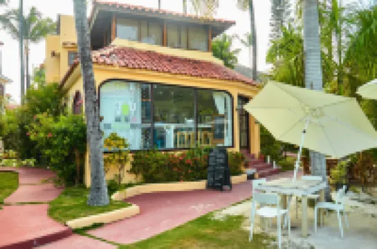 陽台公寓式客房酒店 - 珊瑚村