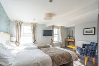 Penhelig Arms Hotels in Machynlleth