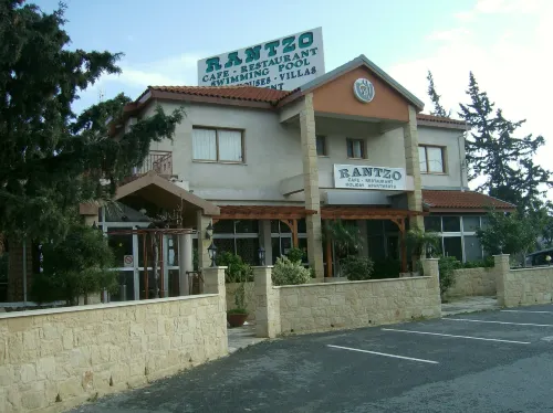 Rantzo Holiday Apartments Hotels in Pissouri