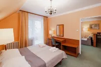 Pensjonat Telimena - Polskie Tatry S.A. Hotels near Prometheus Shot dead Monument