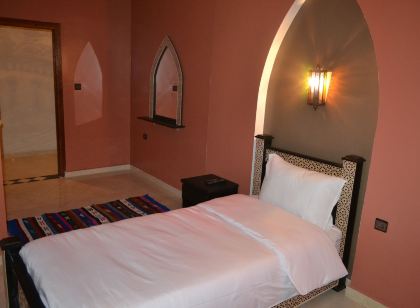 Inyan Dakhla Hotel