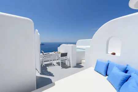 Abyssanto Suites and Spa