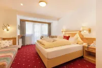 Hotel Pinzger Tux Hotel di Vorderlanersbach