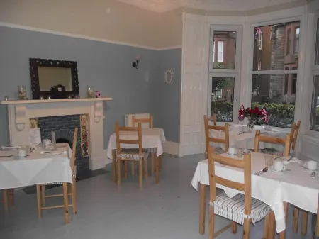 The Old Rectory Отели в г. Powfoot