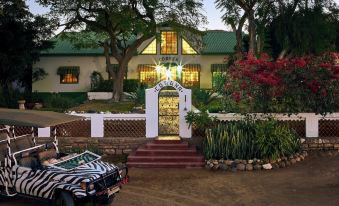 Corona Guest Farm