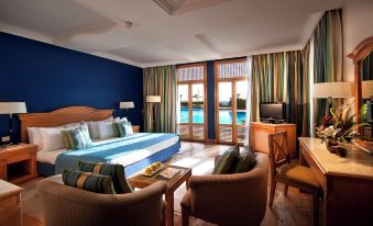 Reef Oasis Beach Aqua Park Resort
