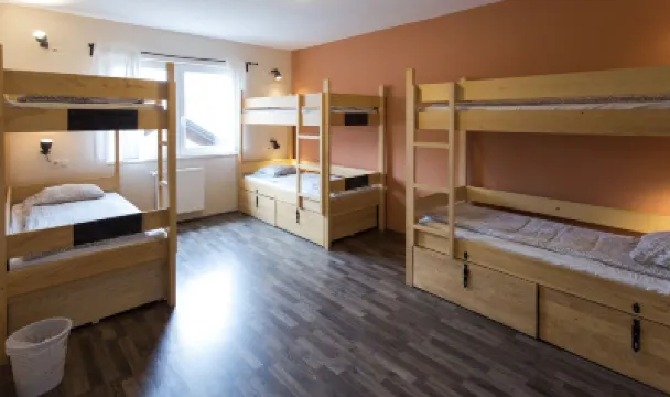 Falling Lakes Hostel Hotels in 