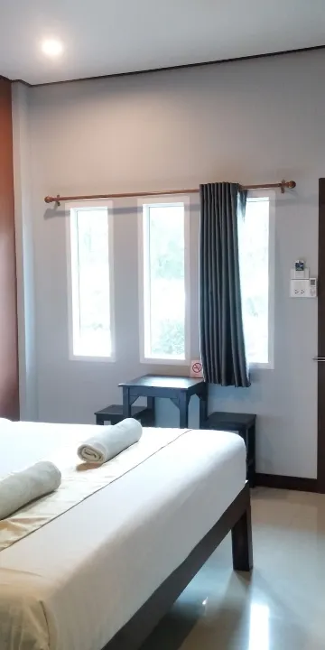 ห้องสแตนดาร์ด เตียงใหญ่ 1 เตียง