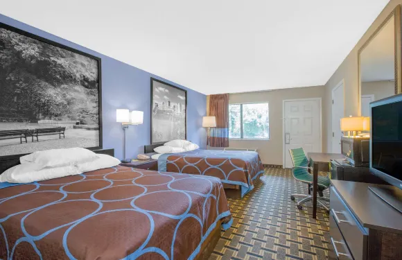 布林克利速8酒店