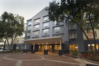 Fairfield Inn & Suites Atlanta Buckhead Hotels near MARTA-Buckhead Station