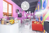 White Nest Hostel