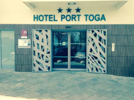 Hotel Port Toga Отели рядом с достопримечательностью «Scala santa»
