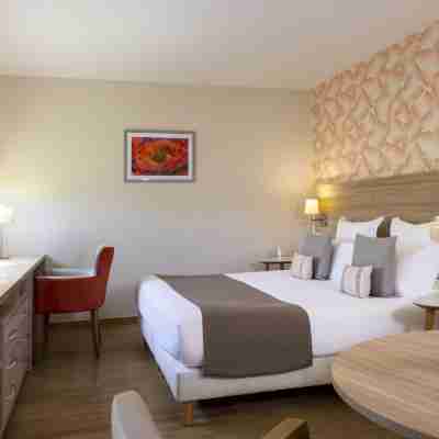 Hôtel-Résidence Lou Paradou Rooms