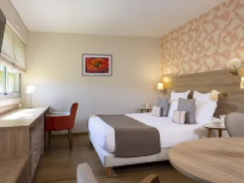 Lou Paradou Hotels in Alpes-de-Haute-Provence