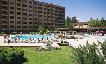 Golden Nugget Lake Tahoe