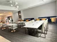 La Quinta Inn & Suites by Wyndham Decatur - breakfast