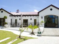 Homestead Villas Hotels near Ipic Shopping Centre