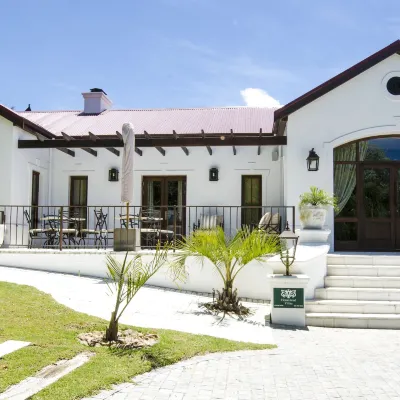 Homestead Villas Hotels near Willowbridge Shopping Centre