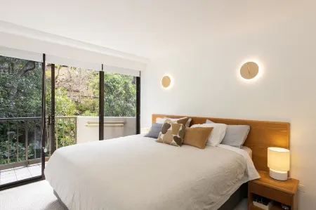 The Rocks Resort - Official