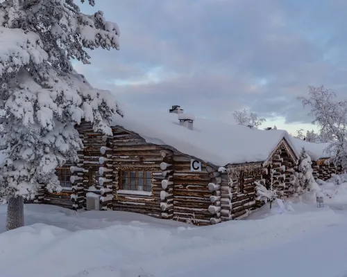 Kuukkeli Log Houses Teerenpesä - Premium Suite A48 Hotels in Saariselka