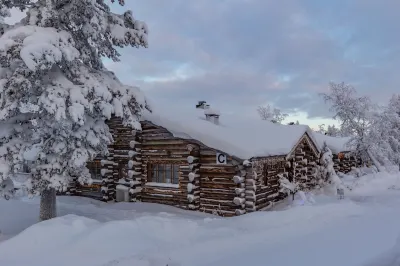 Kuukkeli Log Houses Teerenpesä - Premium Suite A48 Hotels near Saariselkä