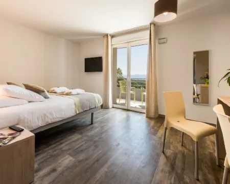 Hotel du Grand Parc Hotels in Gex