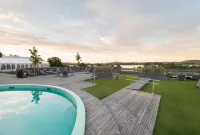 Quality Hotel Skjærgården - Pool