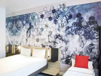 Novotel Manchester Centre Hotels near Piccadilly Gardens