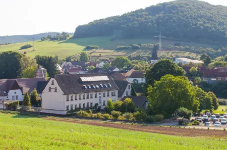 Landidyll Hotel Klostermühle Отели в г. Якобсвайлер