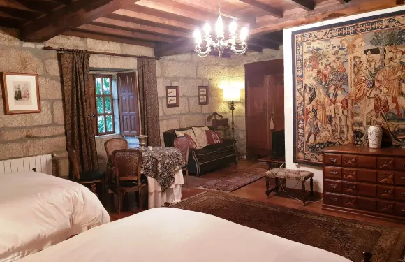 特比斯蓋多帕左酒店