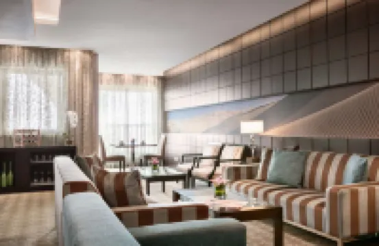Traders Hotel，Qaryat AI Beri, Abu Dhabi
