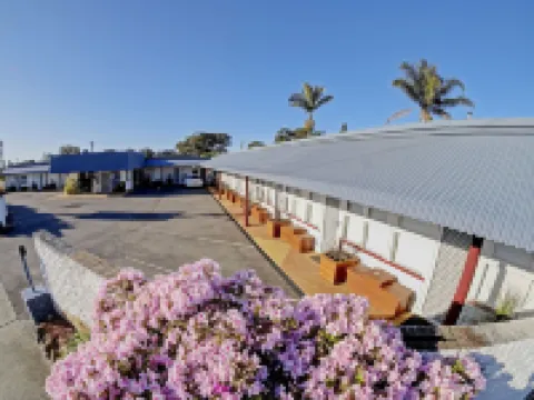 Bali Hi Motel Hotels in Tuncurry