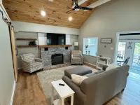 Tittabawassee Riverfront Cottage Hotels in Gladwin County