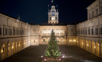 Luxury Rooms H 2000 Roma