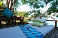 Mekong Bird Resort & Hotel - parking