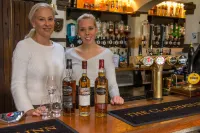 The Clachan Inn - bar