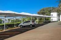 Chakas Cove - parking